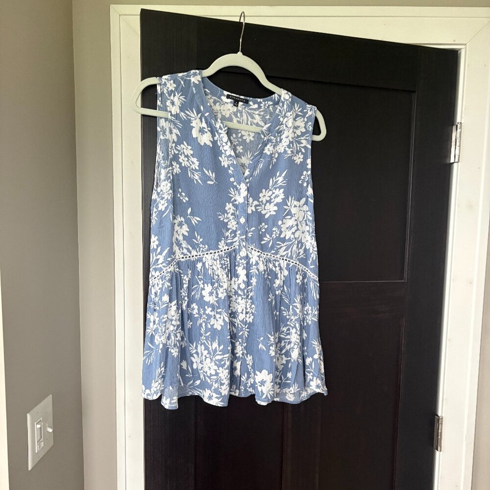 blue floral tank